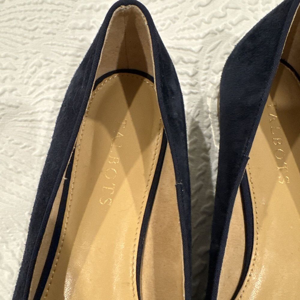 Talbots EUC Ryan Blue Suede RED TRUCK Christmas Holiday Flats Shoes Women's 8 M - Picture 10 of 16